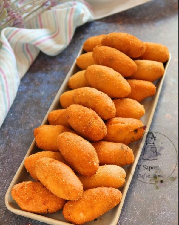 Cassava croquette stuffed with meat